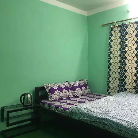 Diamond Home Stay - Private Rooms